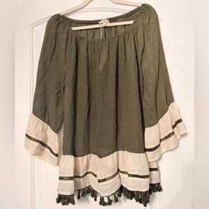 NWT Entro Scoop Neck Blouse